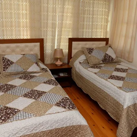 Taunus Guest house Berat