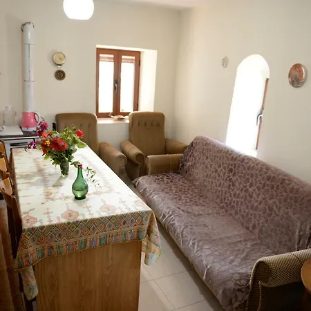 Taunus 4* Берат